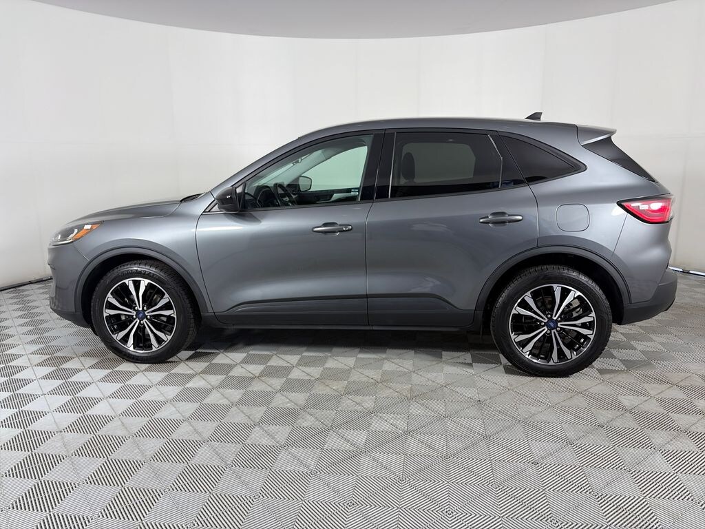 Used 2022 Ford Escape SE SUV