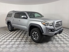 2017 Toyota Tacoma TRD Off-Road Truck Double Cab