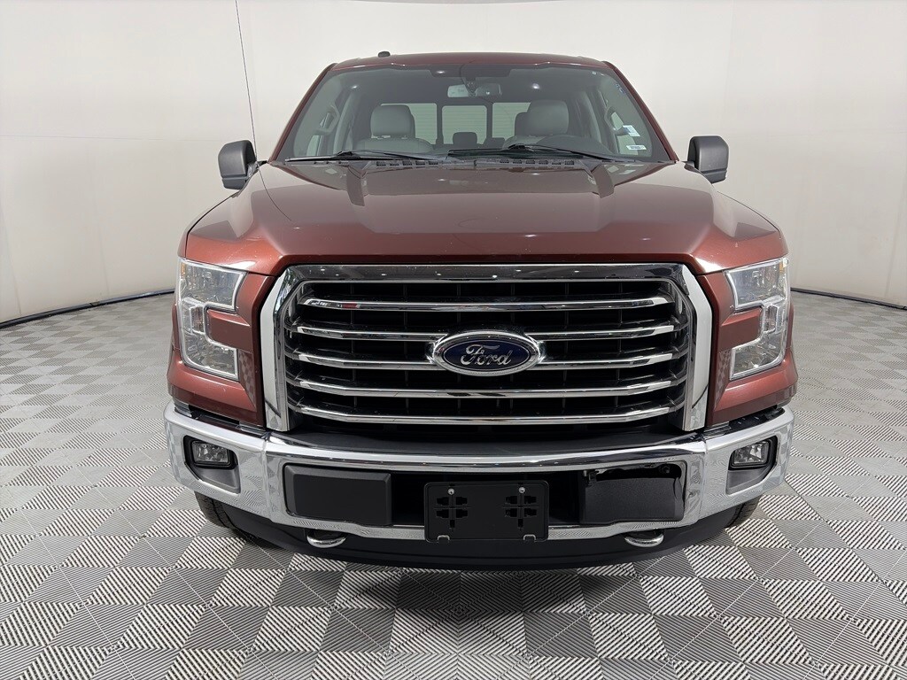 2016 Ford F-150 XLT photo 2