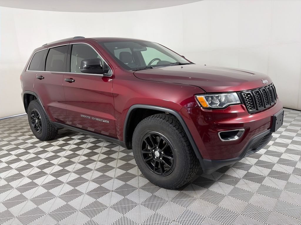 Used 2018 Jeep Grand Cherokee Laredo E SUV