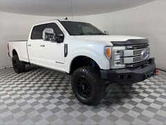 2019 Ford F-350 Platinum Truck Crew Cab