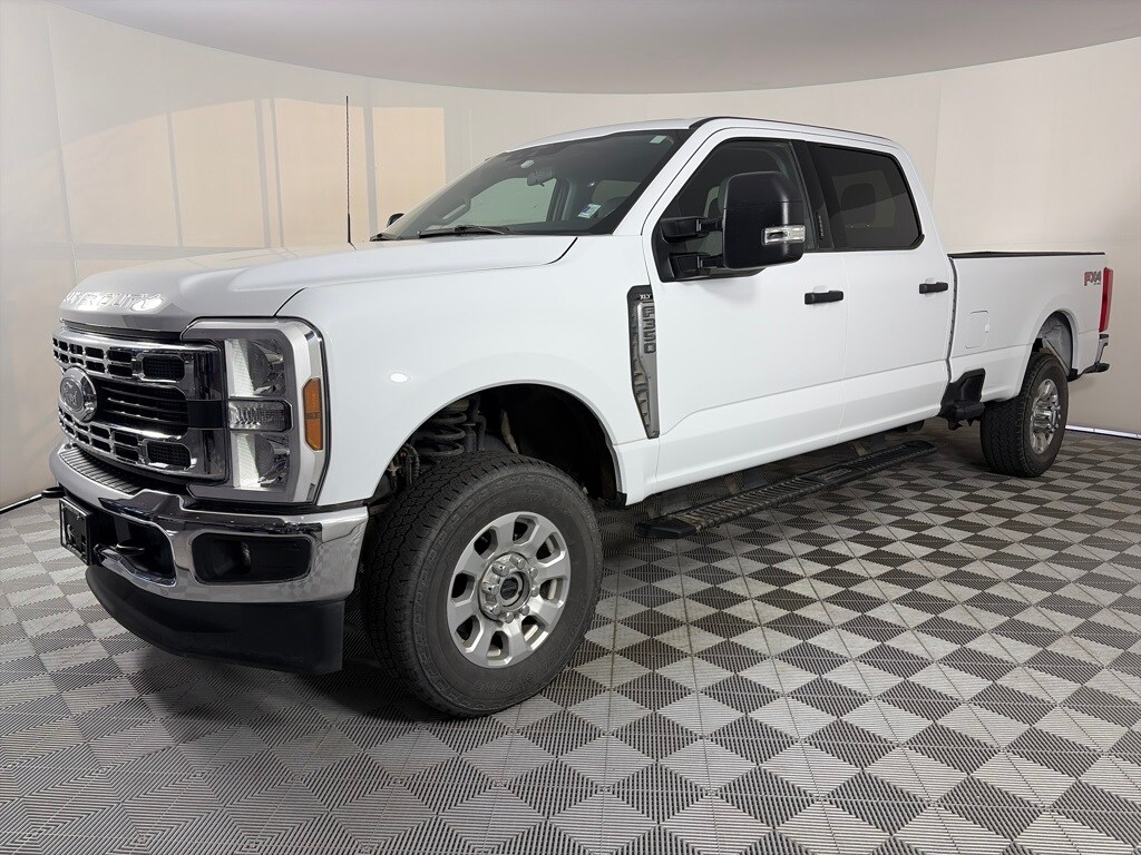 Certified 2024 Ford F-350 XLT Truck Crew Cab