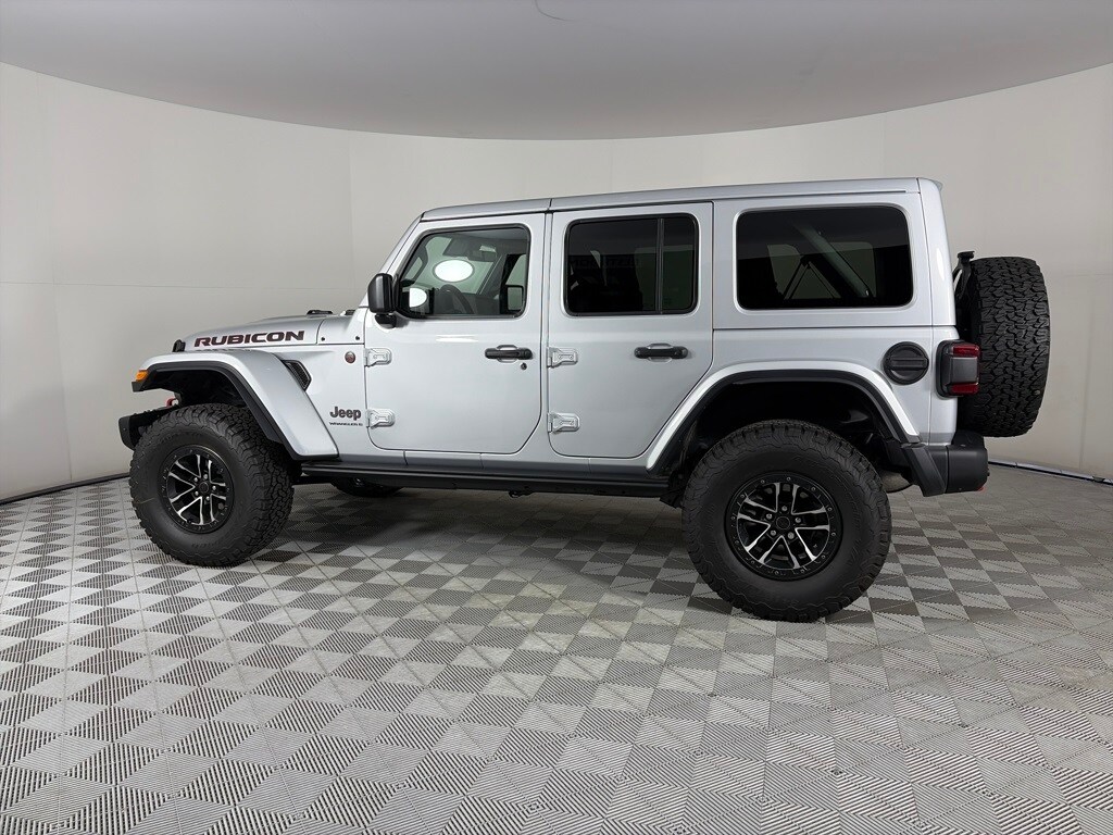 2024 Jeep Wrangler Rubicon X photo 4