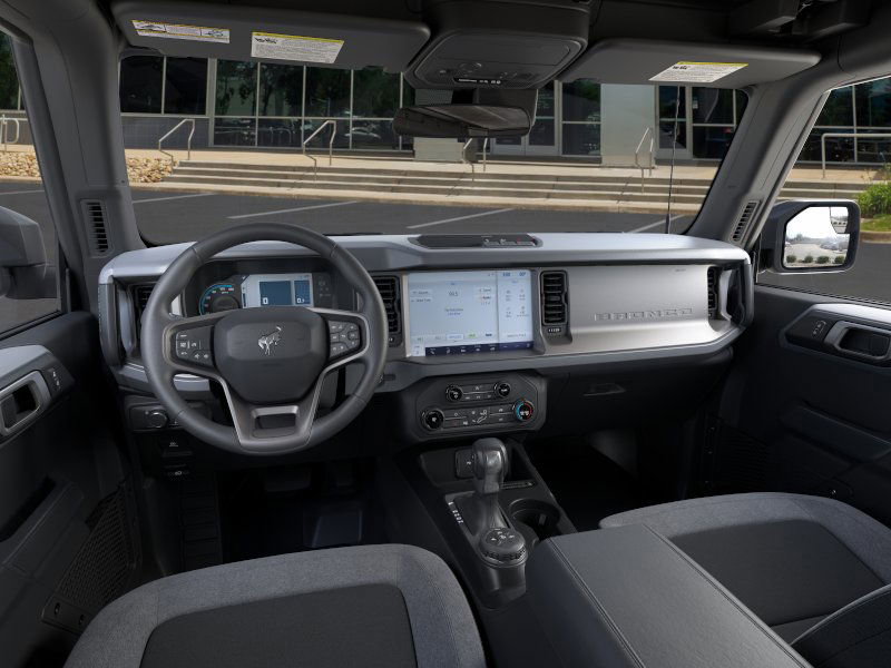 2025 Ford Bronco 4-Door Base - Photo 10