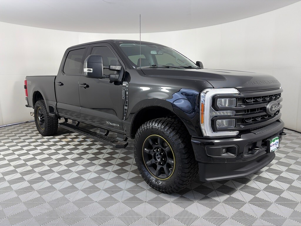 Certified 2023 Ford F-250 XLT Truck Crew Cab