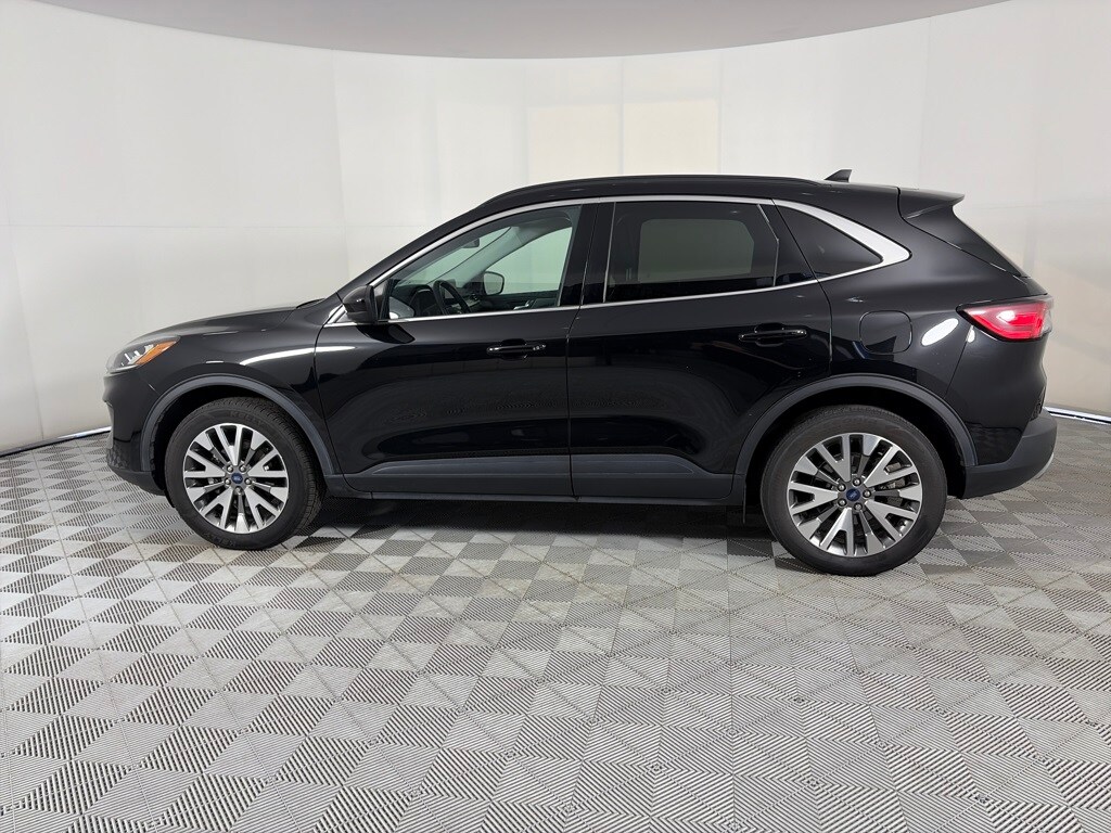 Used 2022 Ford Escape Titanium SUV