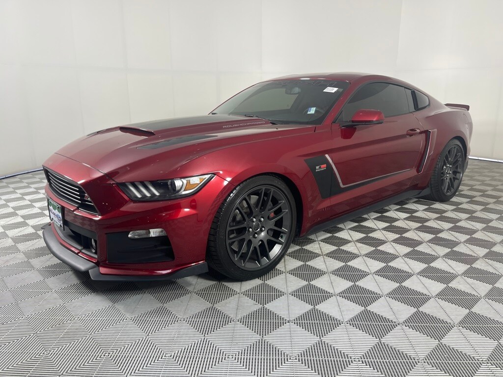 2015 Ford Mustang GT Premium photo 3