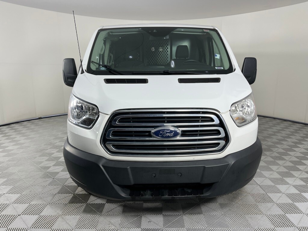2019 Ford Transit photo 2