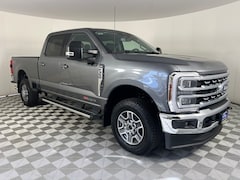 2025 Ford F-350 Lariat Truck Crew Cab