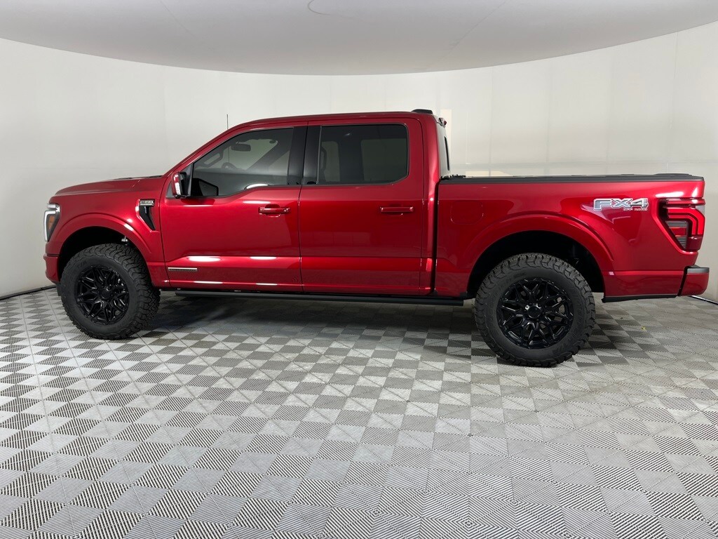 2025 Ford F-150 Platinum photo 4