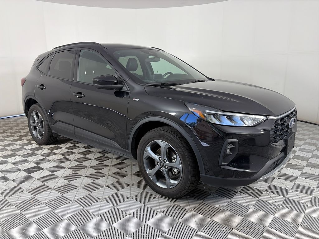 Certified 2025 Ford Escape ST-Line Select SUV