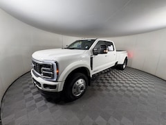 2026 Ford F-450 Platinum Truck Crew Cab