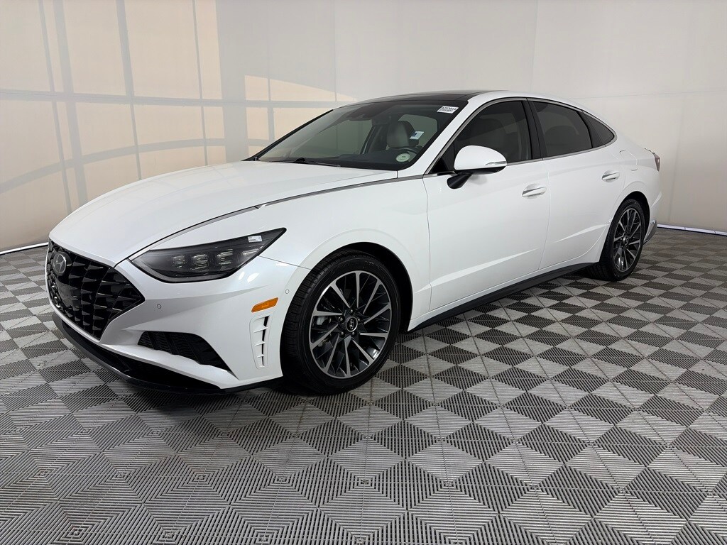 Certified 2022 Hyundai Sonata Limited Sedan