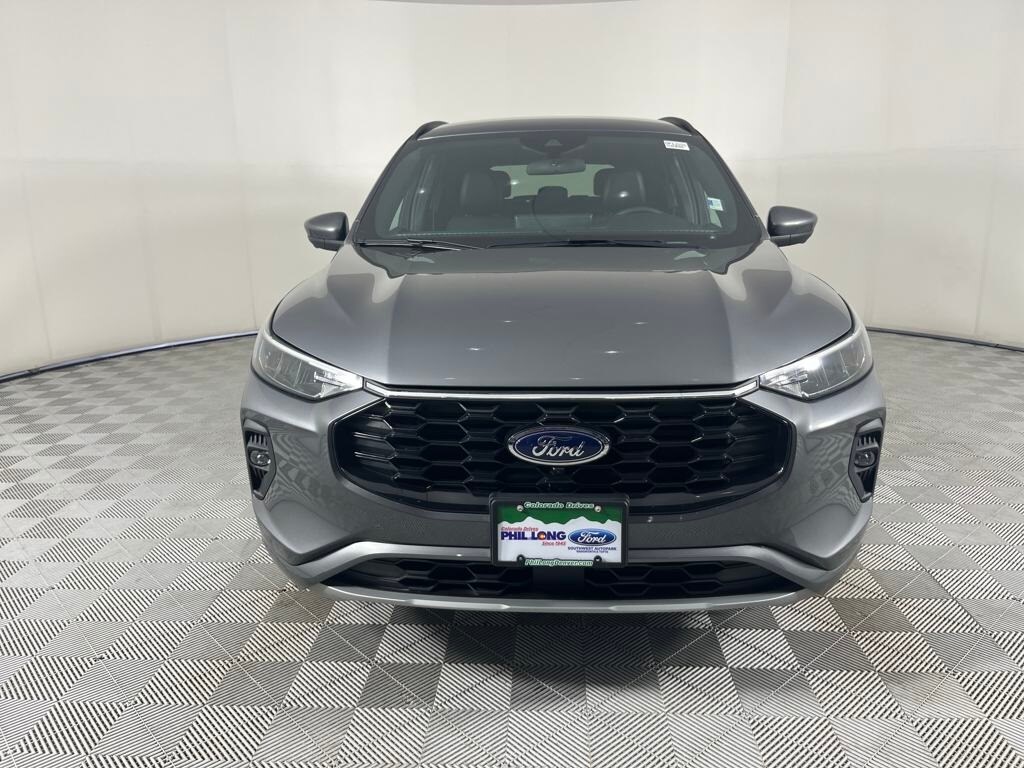 2023 Ford Escape ST-Line Select photo 2