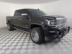 2017 GMC Sierra 1500 Denali Truck Crew Cab