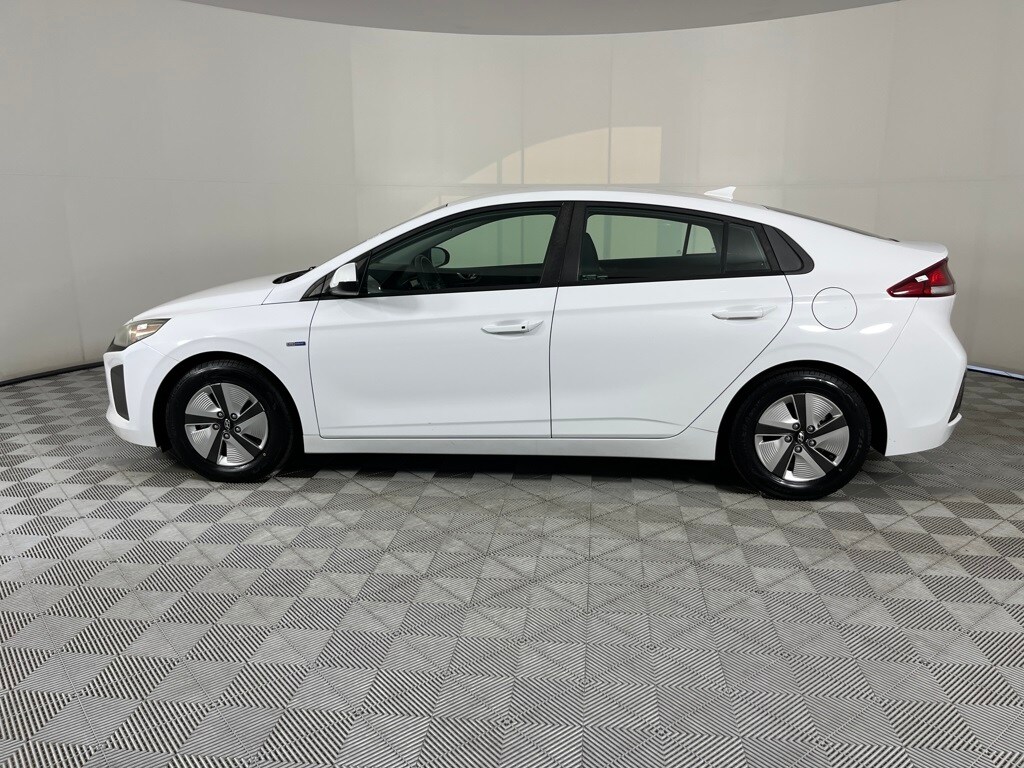 2019 Hyundai Ioniq Blue photo 4