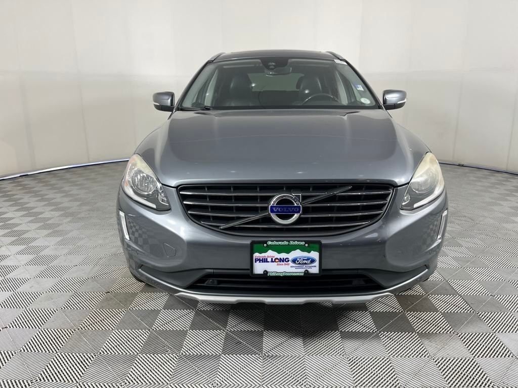 2016 Volvo XC60 T5 Premier photo 2