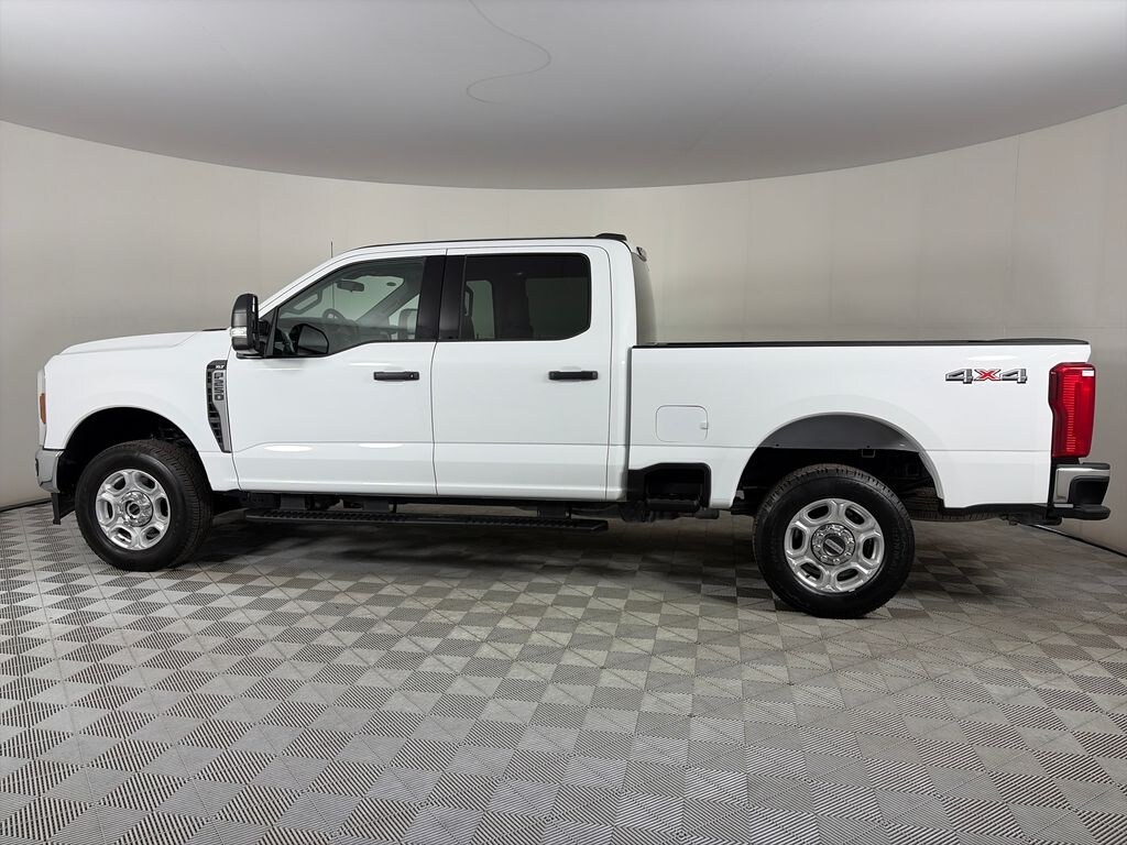 Certified 2025 Ford F-250 XLT Truck Crew Cab