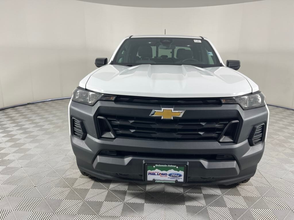 2023 Chevrolet Colorado Work Truck photo 2