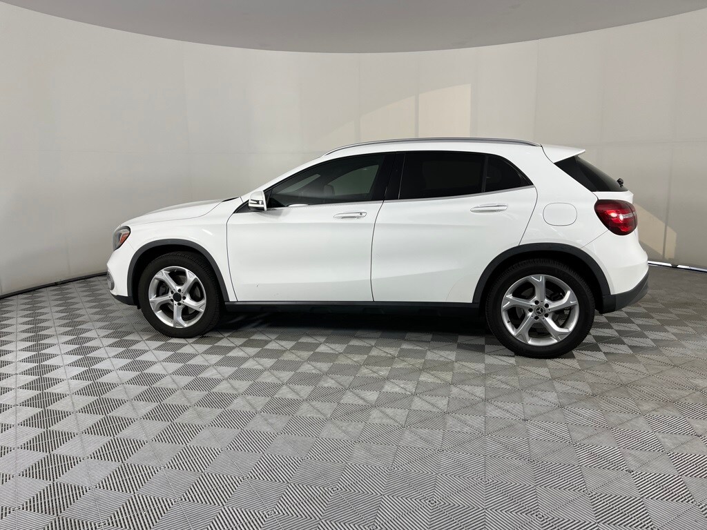 2018 Mercedes Benz GLA 250 photo 4