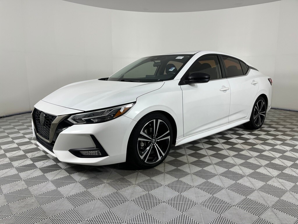 2020 Nissan Sentra SR photo 3