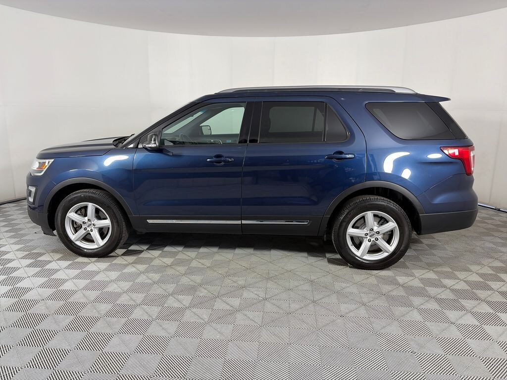 Used 2017 Ford Explorer XLT SUV