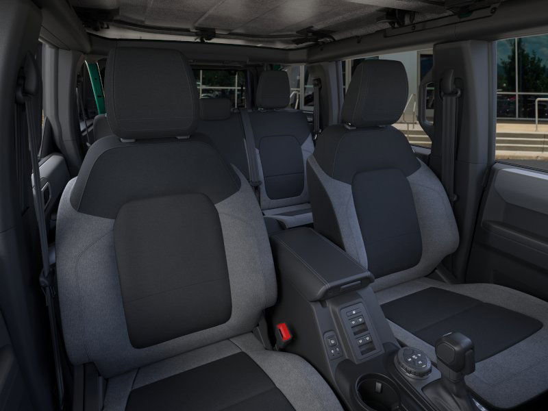 2025 Ford Bronco 4-Door Base - Photo 11