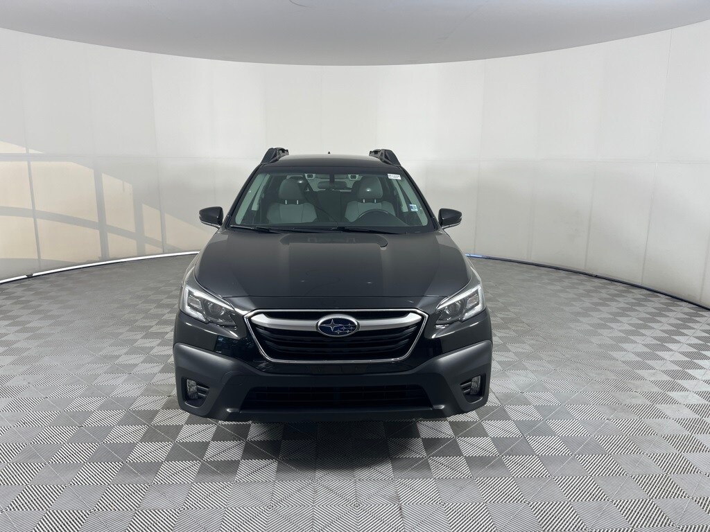2022 Subaru Outback Premium photo 2