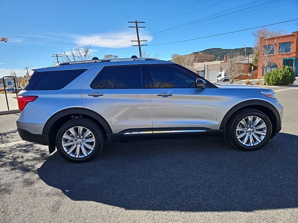 2023 Ford Explorer Limited photo 3