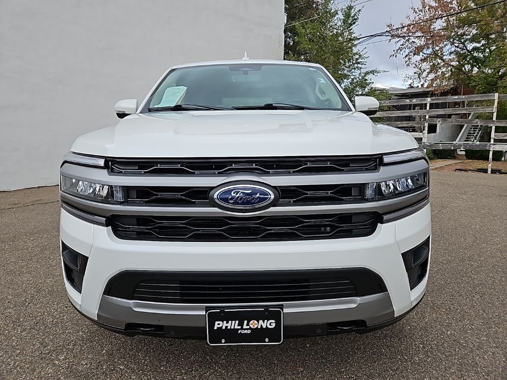 Used 2024 Ford Expedition Max XLT SUV