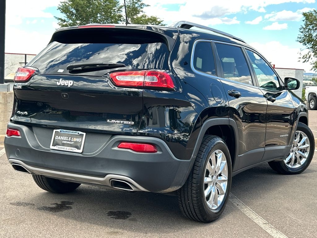 Used 2017 Jeep Cherokee Limited SUV