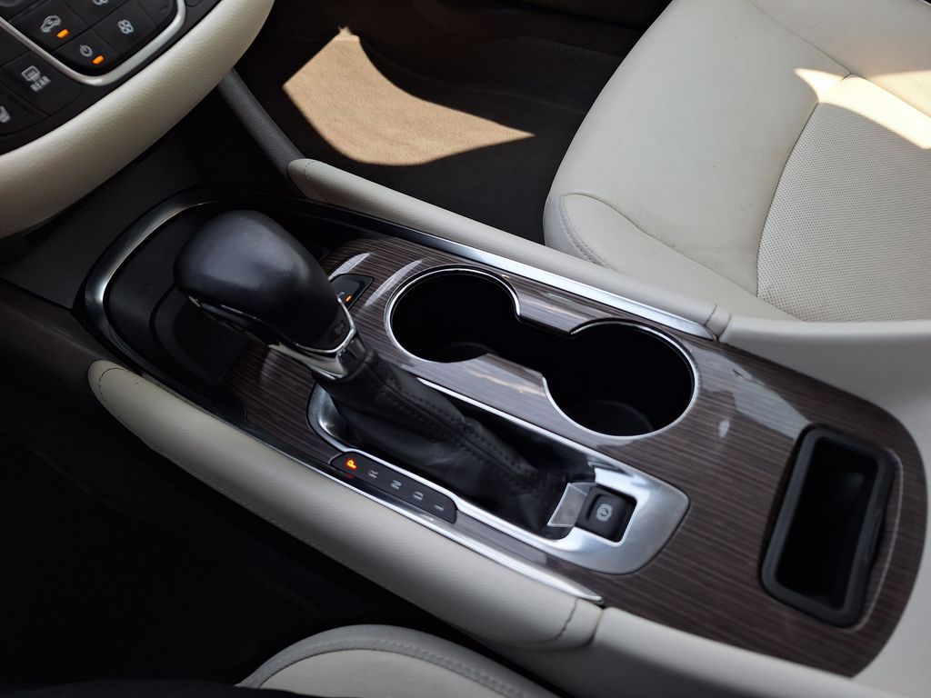2024 Chevrolet Malibu 2LT - Photo 25