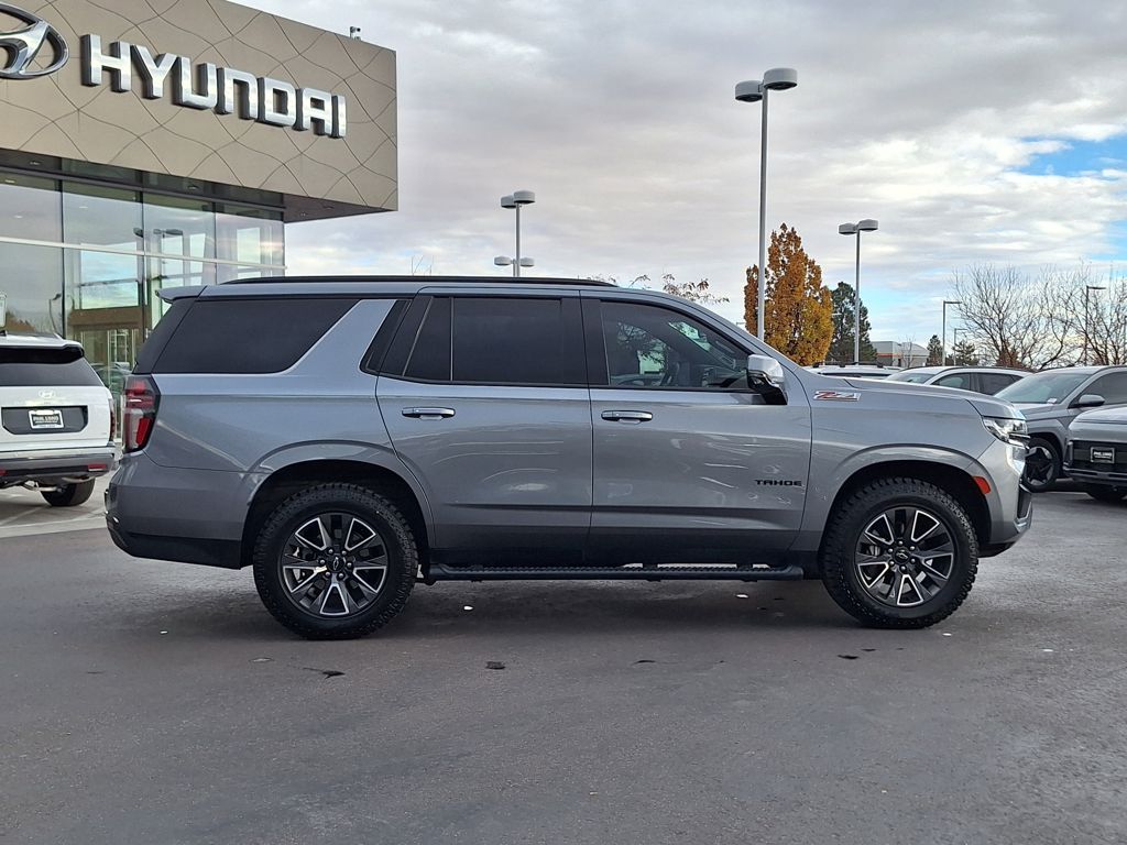 2022 Chevrolet Tahoe Z71 photo 2