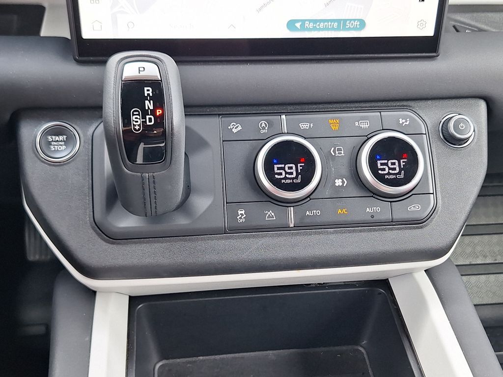 2025 Land Rover Defender S - Photo 24