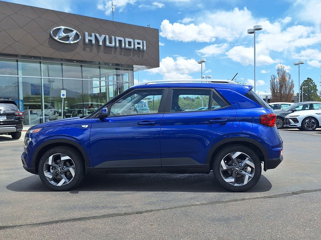 2023 Hyundai Venue SEL - Photo 6