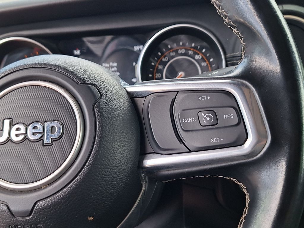 2021 Jeep Gladiator Overland - Photo 16