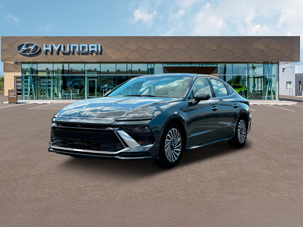 Used 2025 Hyundai Sonata Hybrid Limited Sedan
