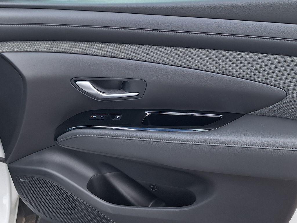 2025 Hyundai Santa Cruz Limited - Photo 29