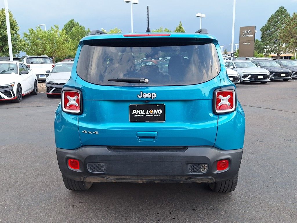2021 Jeep Renegade Latitude photo 4