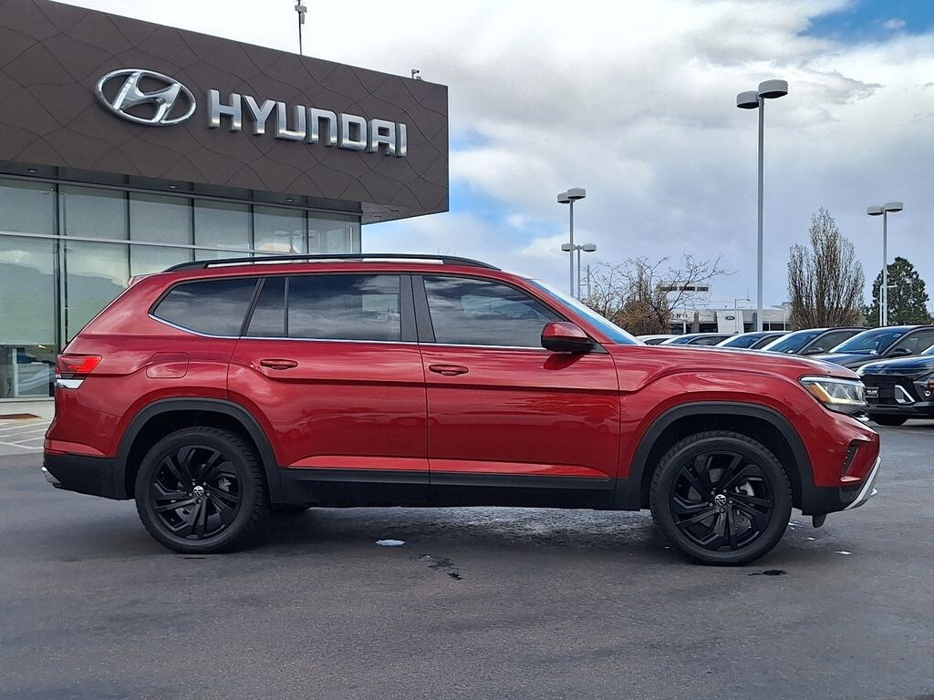 Used 2023 Volkswagen Atlas 3.6L V6 SE w/Technology SUV