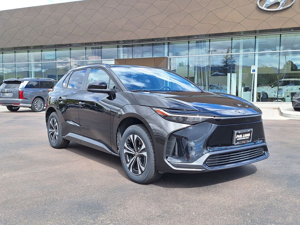 2024 Toyota bZ4X XLE SUV