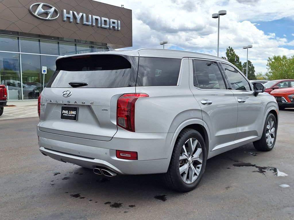 2022 Hyundai Palisade Limited photo 2