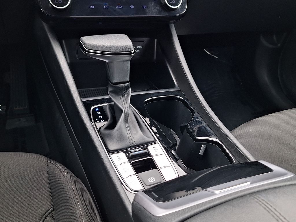 2025 Hyundai Tucson SEL - Photo 24
