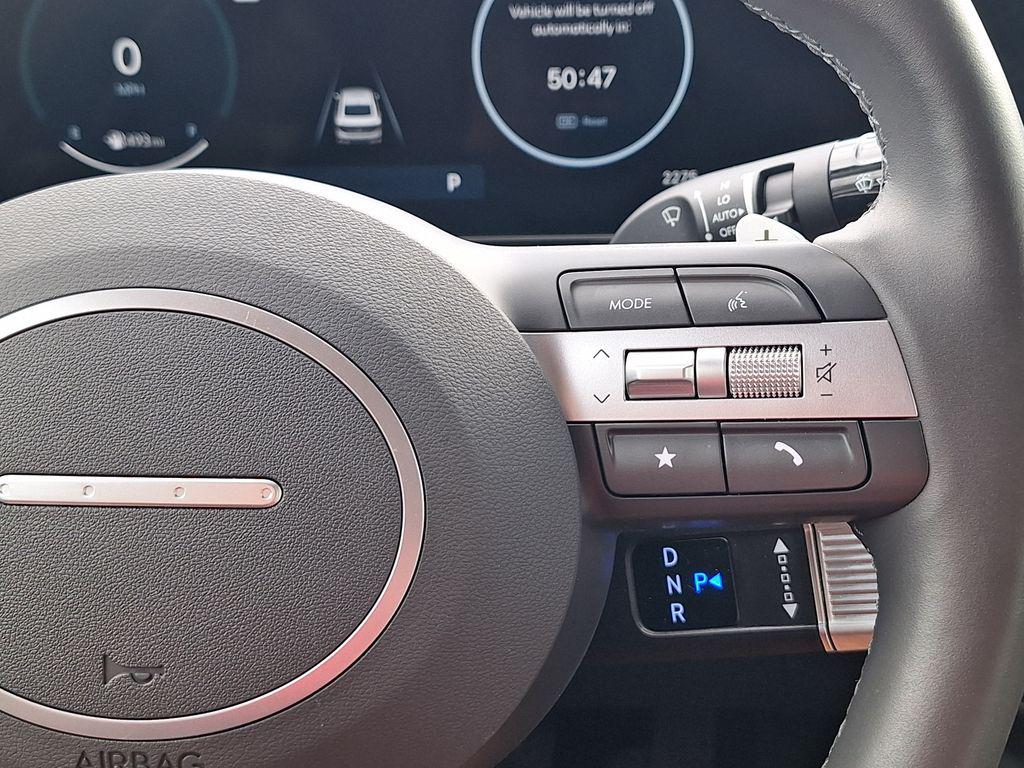 2025 Hyundai Sonata Hybrid Limited - Photo 18
