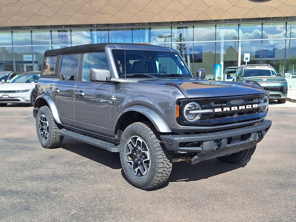 2024 Ford Bronco Outer Banks 4x4's photo