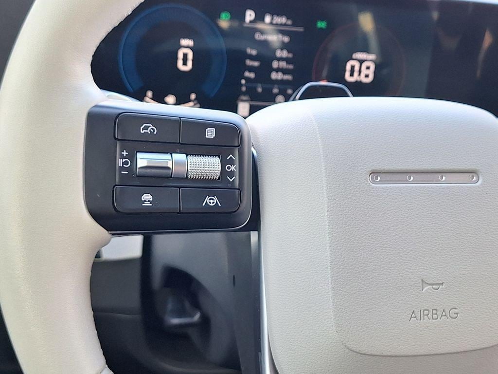 2025 Hyundai Santa Fe SEL - Photo 17