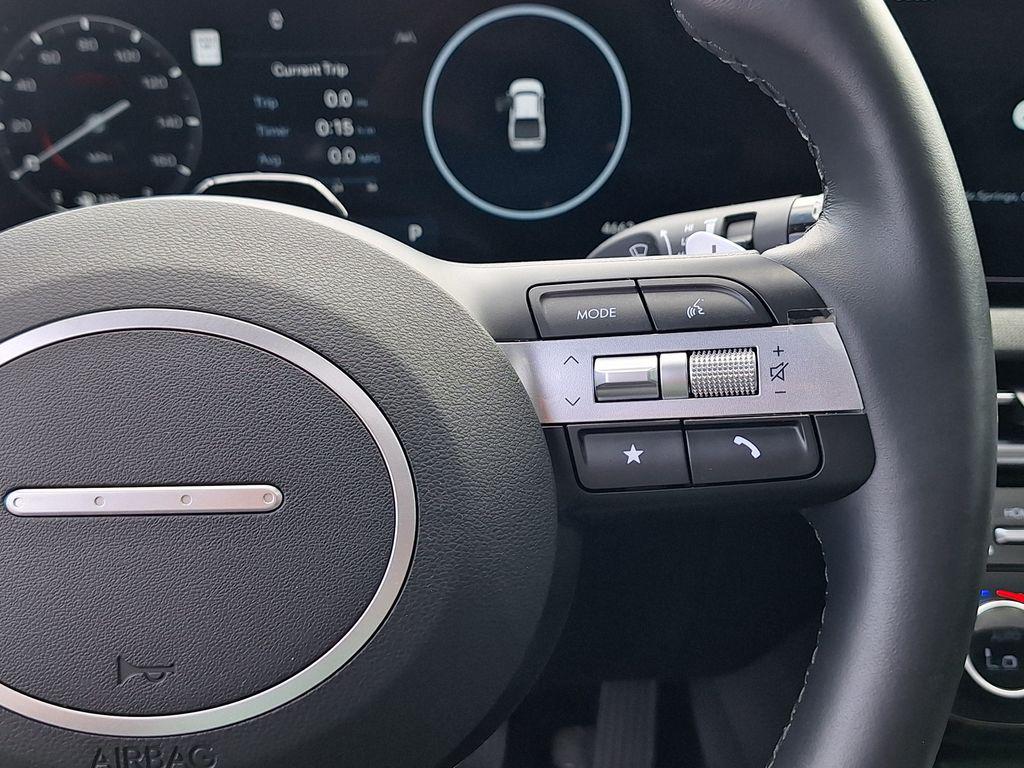 2025 Hyundai Santa Cruz Limited - Photo 17
