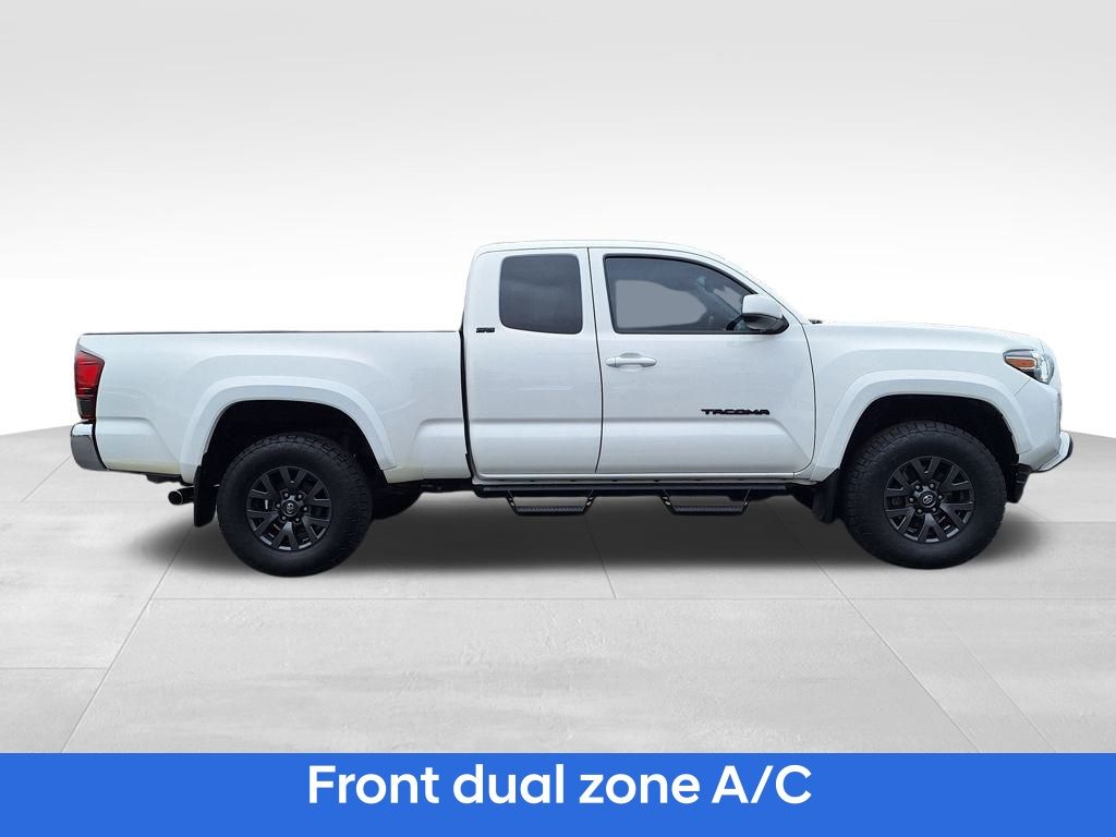 2021 Toyota Tacoma SR5 V6 photo 2