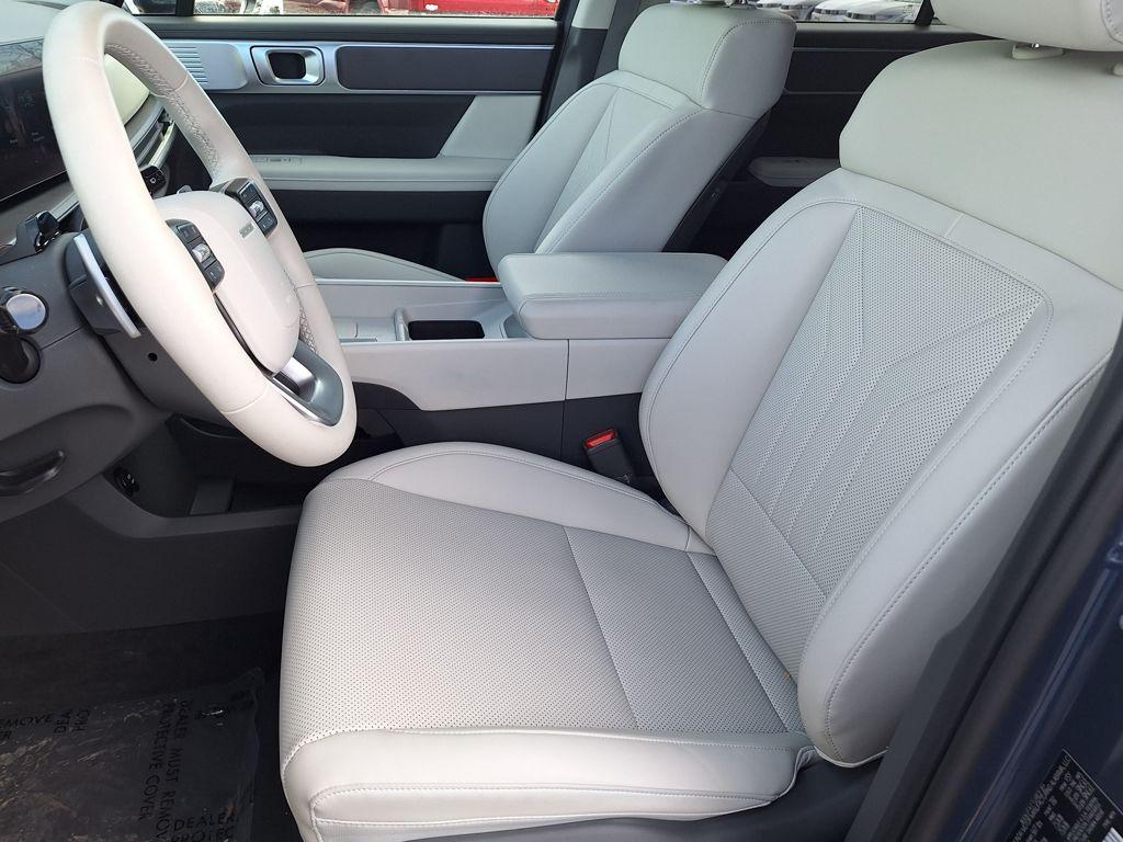 2025 Hyundai Santa Fe SEL - Photo 9