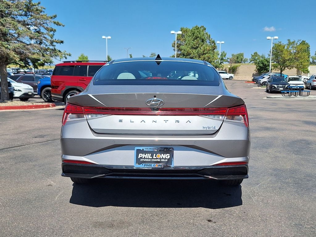 2023 Hyundai Elantra Limited photo 2